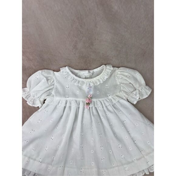 Vintage White Eyelet Girls Dress Size 3 Months 1990s Smocked Preppy - Picture 2 of 4
